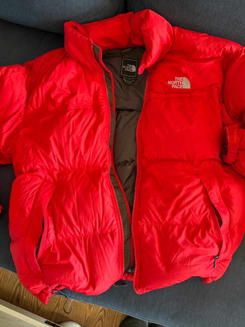 The NorthFace Red 550 Men's Down Puffer Jacket